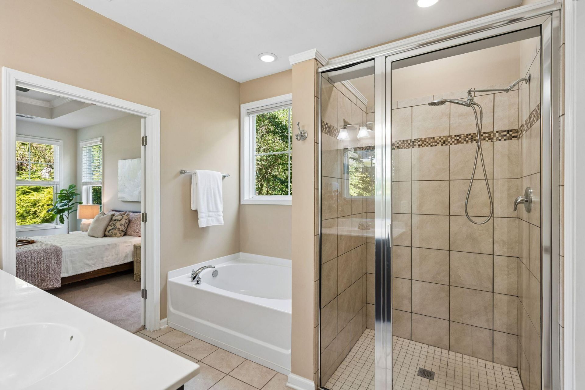 2576 Larch Lane Photo 37