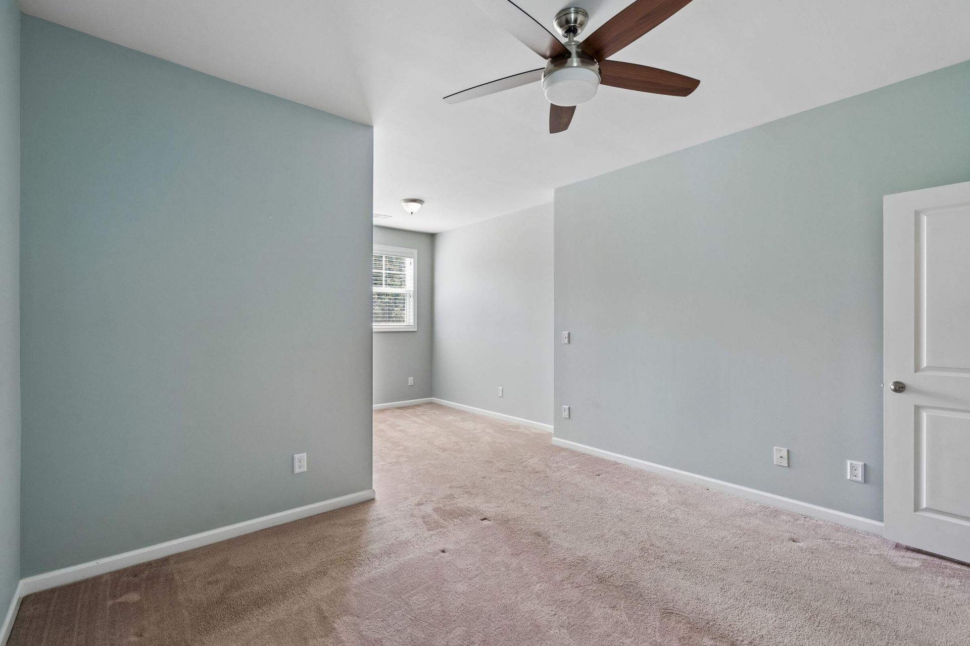 2576 Larch Lane Photo 42