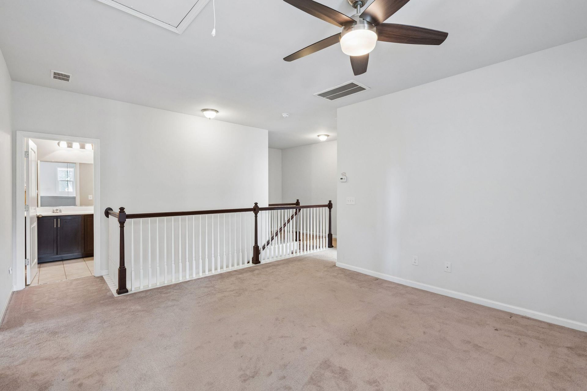 2576 Larch Lane Photo 45