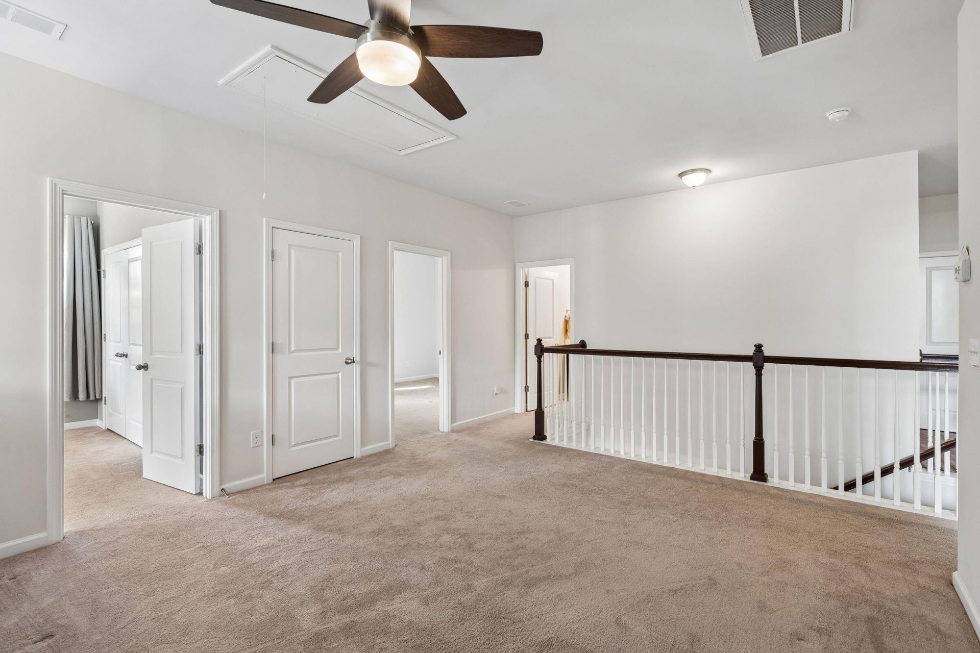 2576 Larch Lane Photo 48