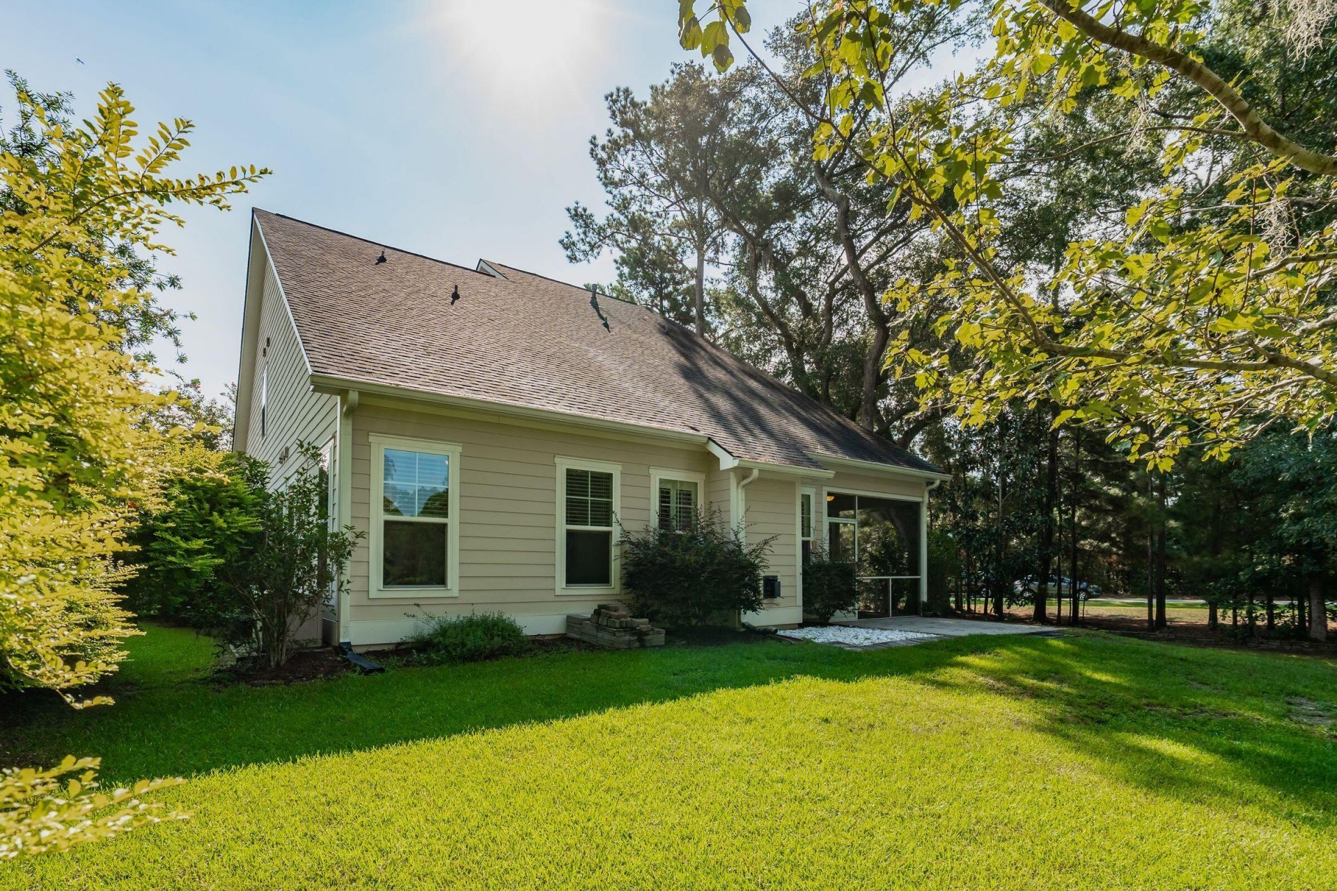 2576 Larch Lane Photo 61