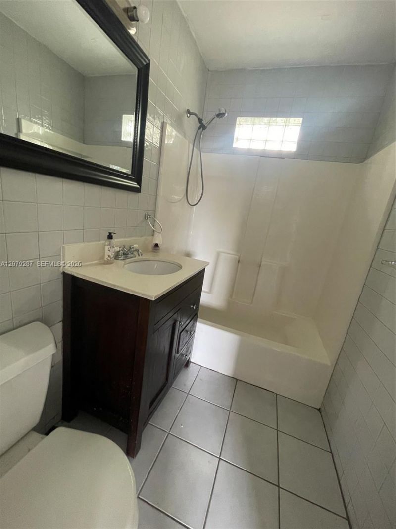2105 Monroe Ter, Unit 1, Hollywood, FL 33020 Photo