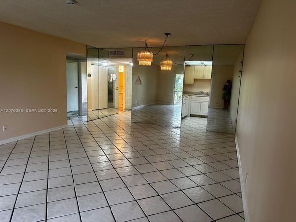 Unit 106, Lauderhill, FL 33319