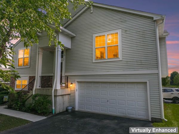 111 Terra Meadow Circle , Volo, IL 60020