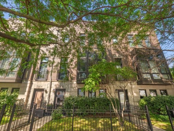 Unit 13, Chicago, IL 60657