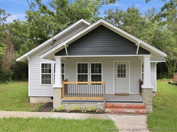 98 S Fayetteville Street, Parkton, NC 28371