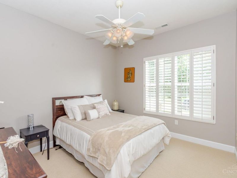 621 Carrick Drive, Washington Township, OH 45458 Photo 10