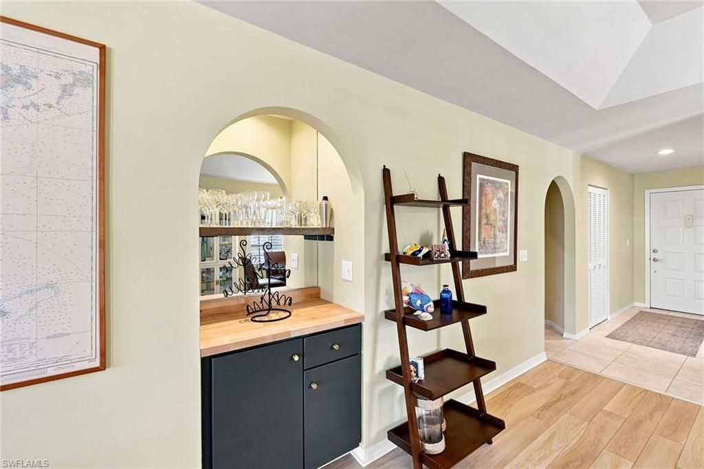 605 Augusta Blvd , Unit 11, Naples, FL 34113 Photo
