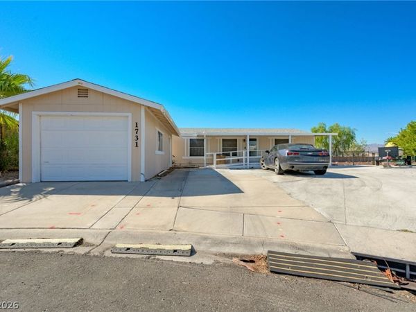 1731 Esquina Street , Laughlin, NV 89029