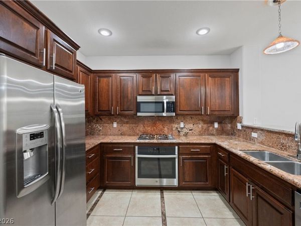 11404 Belmont Lake Drive , Unit 102, Las Vegas, NV 89135