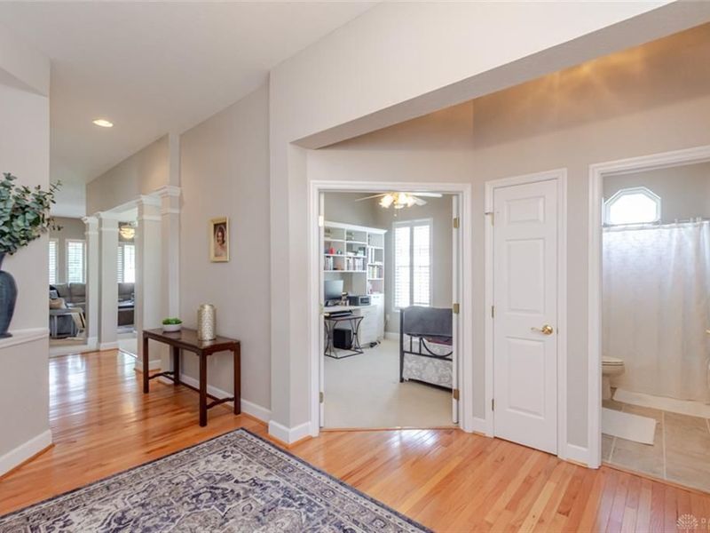 621 Carrick Drive, Washington Township, OH 45458 Photo 3