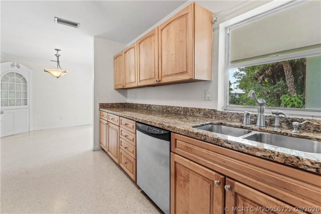 502 SE Edgewood Drive, Stuart, FL 34996 Photo