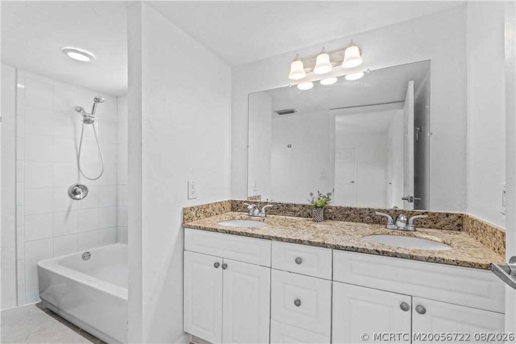 502 SE Edgewood Drive, Stuart, FL 34996 Photo