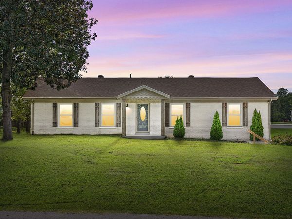 118 Johnson Cir, Clarksville, TN 37040
