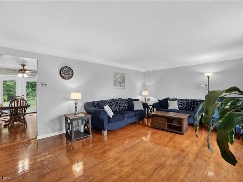 5421 W 16th Street, Parma, OH 44134 Photo 4