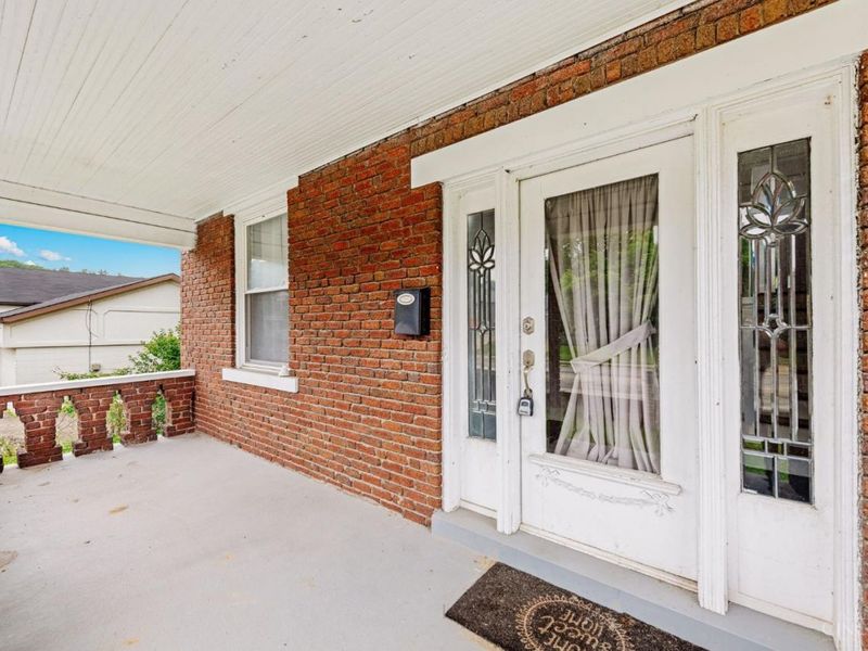 6505 Madison Road, Cincinnati, OH 45227 Photo 2