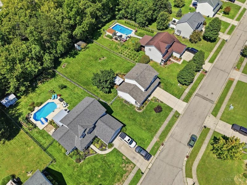 135 Heritage Trail Drive, Monroe, OH 45044 Photo 4
