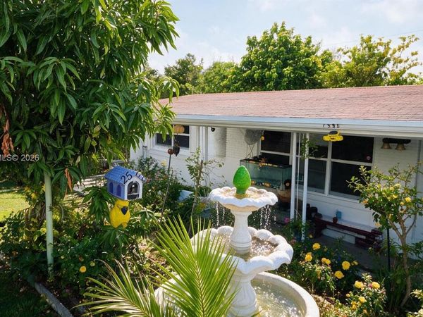 2506 Acapulco Dr , Miramar, FL 33023