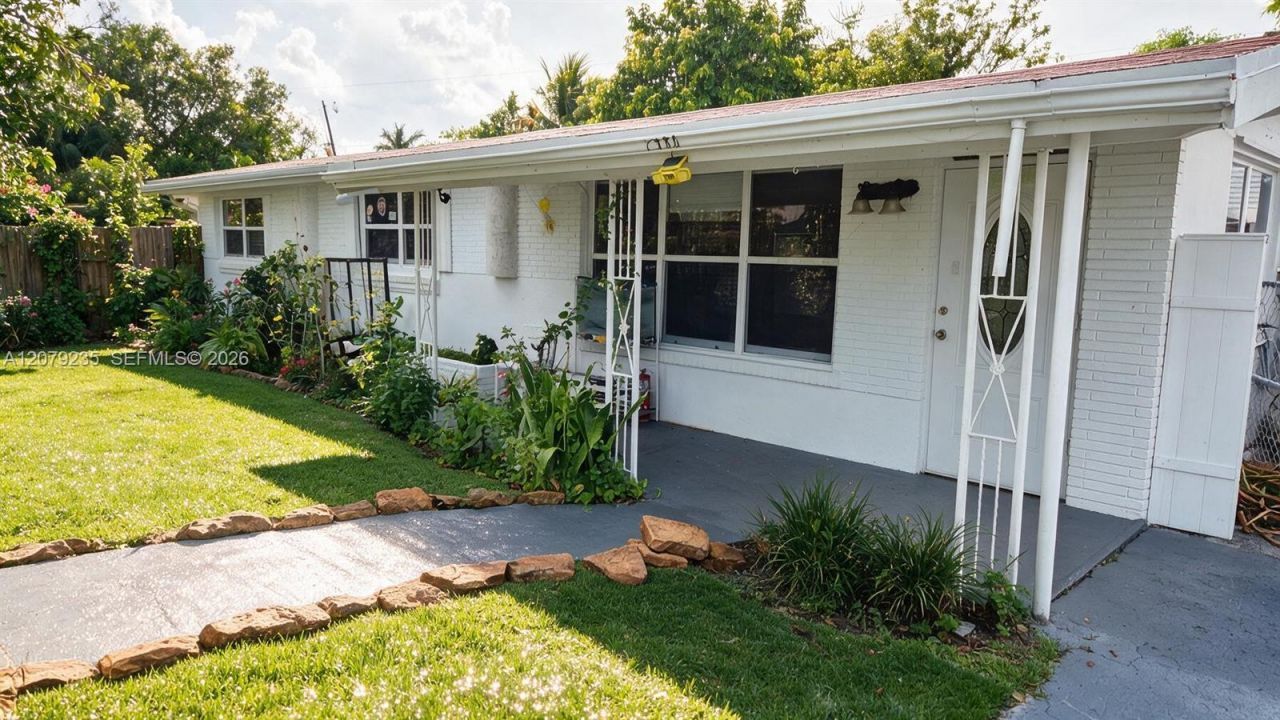 2506 Acapulco Dr, Miramar, FL 33023 Photo