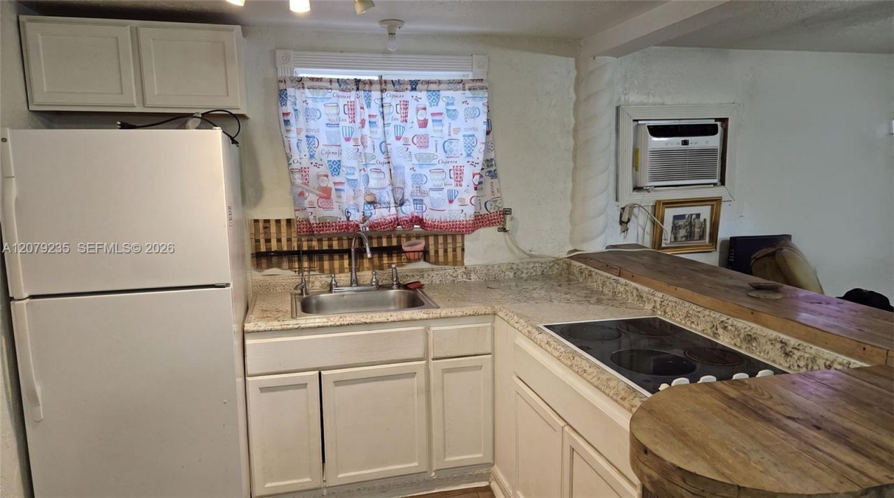 2506 Acapulco Dr, Miramar, FL 33023 Photo
