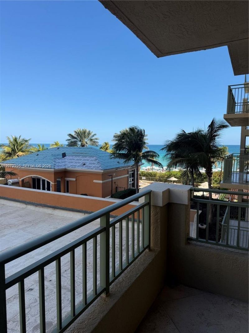 2080 S Ocean Dr , Unit 308, Hallandale Beach, FL 33009 Photo