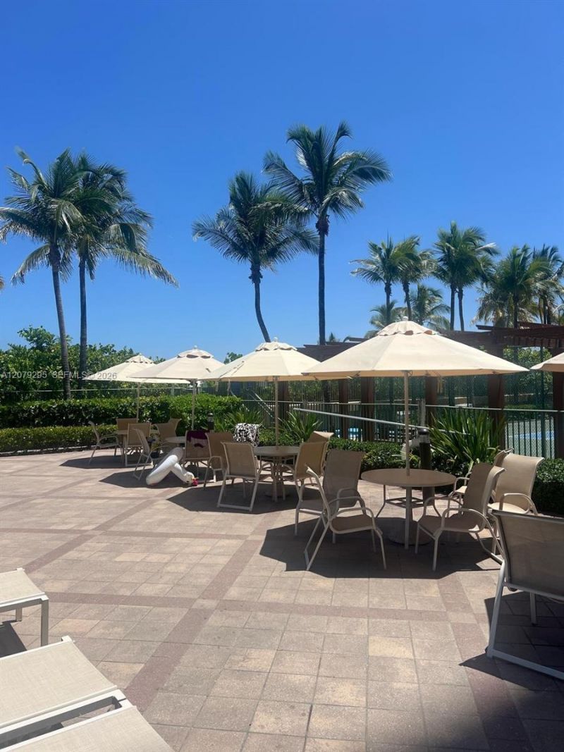 2080 S Ocean Dr , Unit 308, Hallandale Beach, FL 33009 Photo