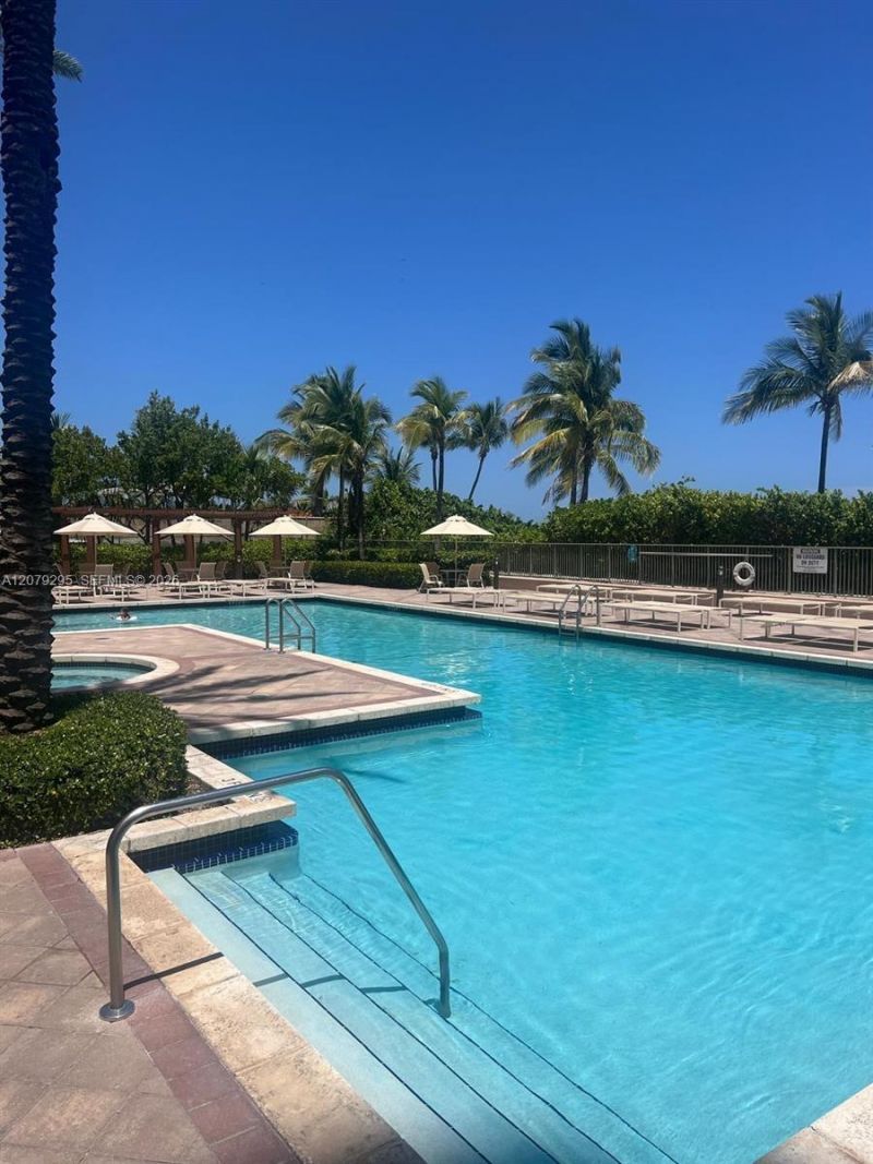 2080 S Ocean Dr , Unit 308, Hallandale Beach, FL 33009 Photo