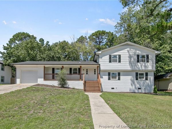 2706 Fordham Drive, Fayetteville, NC 28304