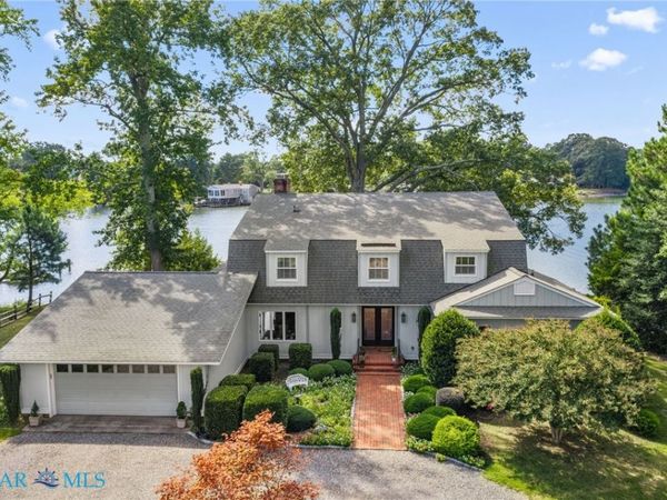 731 Flowering Field, White Stone, VA 22578