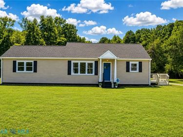4544 Buckley Hall Road , Cobbs Creek, VA 23035