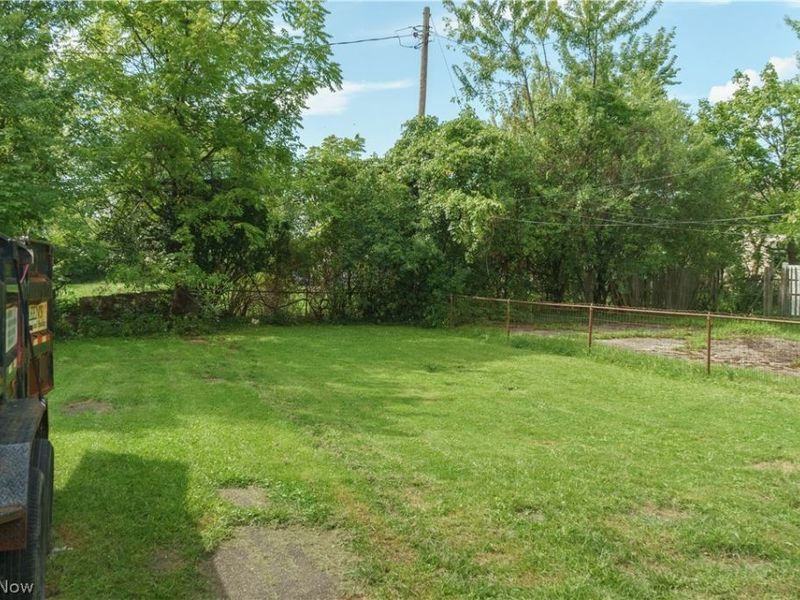 3764 E 127th Street, Cleveland, OH 44105 Photo 26