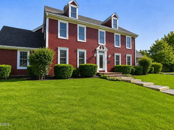 5238 River Ridge Circle , Sylvania, OH 43560