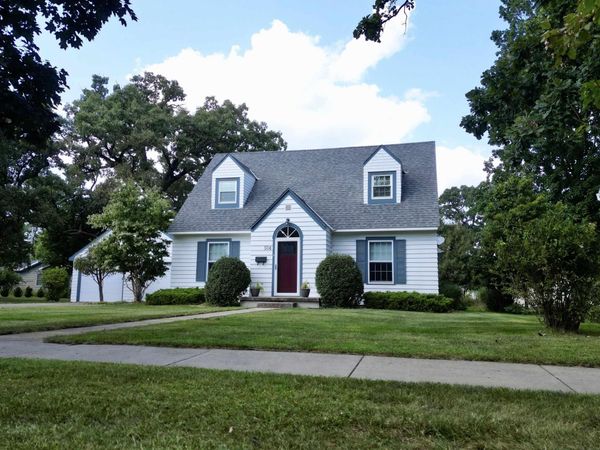 504 Fifth Avenue, Decorah, IA 52101