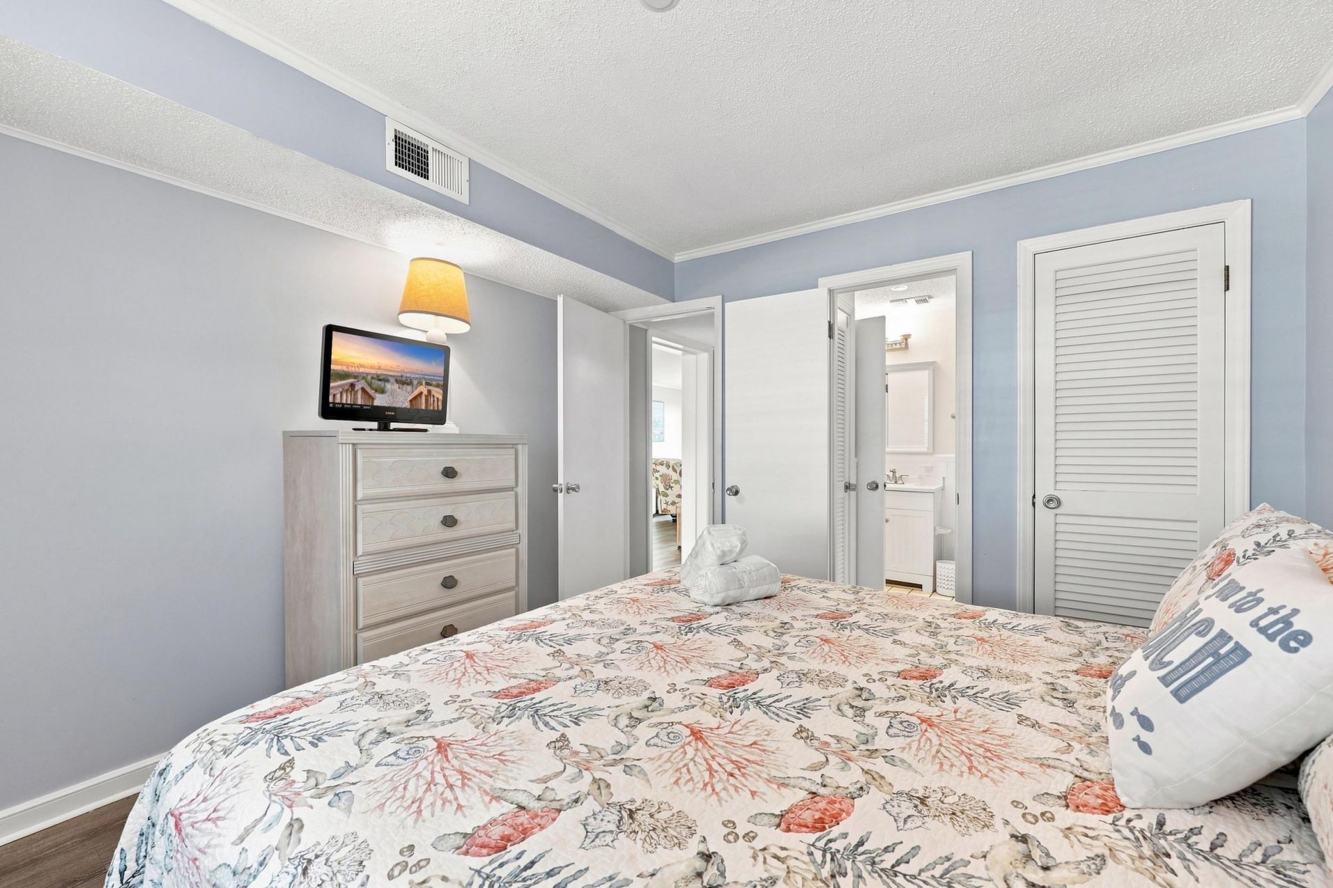 1310 N Waccamaw Dr. Photo 15