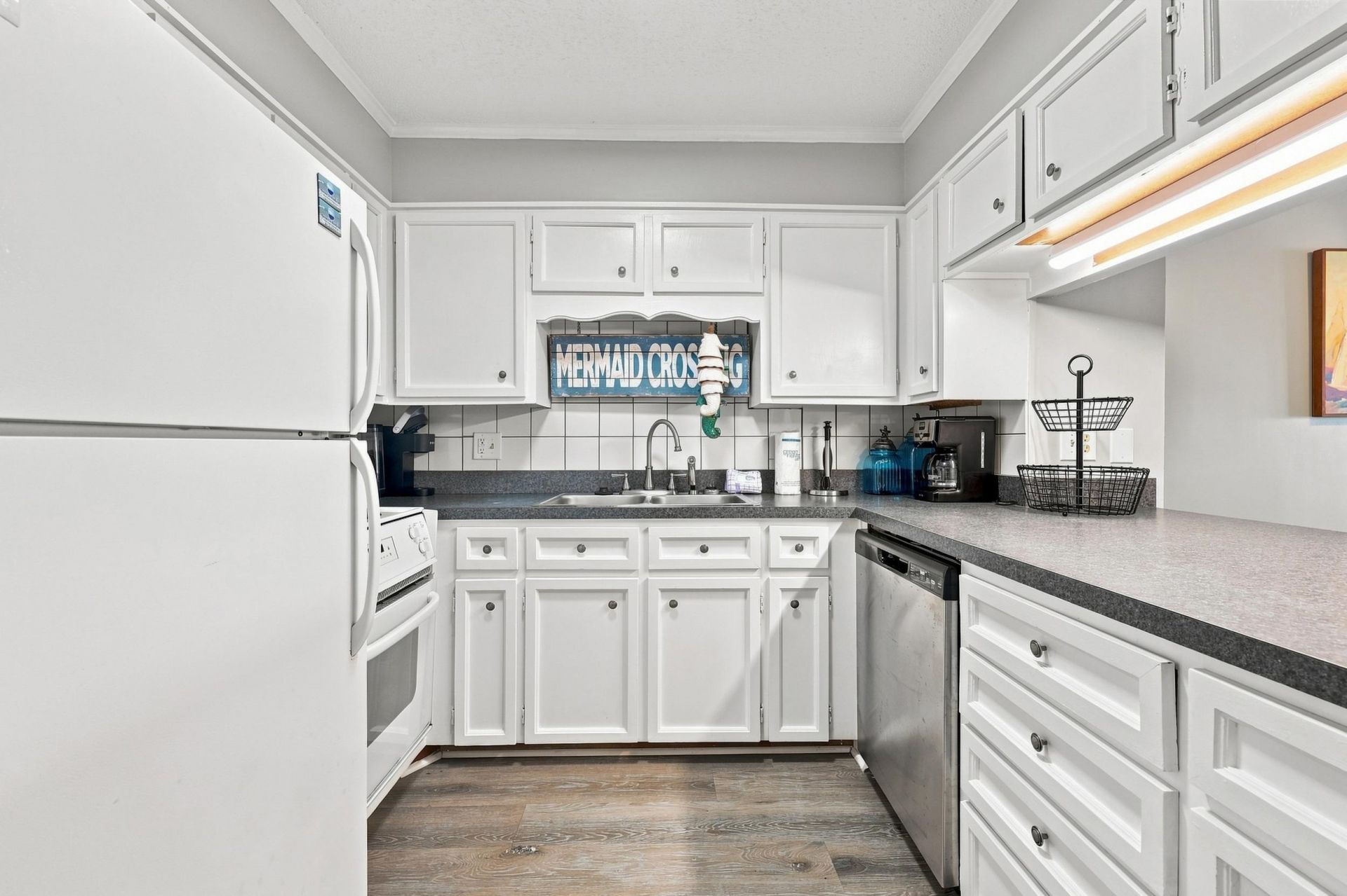 1310 N Waccamaw Dr. Photo 19