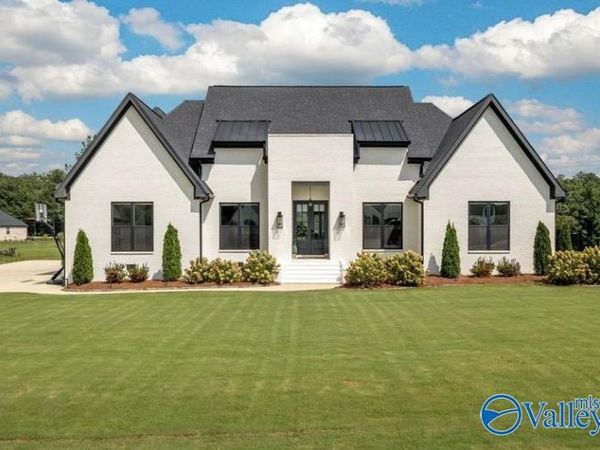 75 Pebble Lane, Gadsden, AL 35901