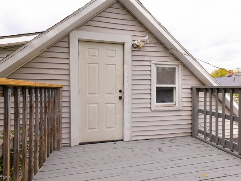 6716 Fullerton Avenue, Cleveland, OH 44105 Photo 21