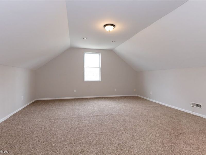 6716 Fullerton Avenue, Cleveland, OH 44105 Photo 30