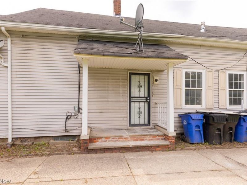 6716 Fullerton Avenue, Cleveland, OH 44105 Photo 36
