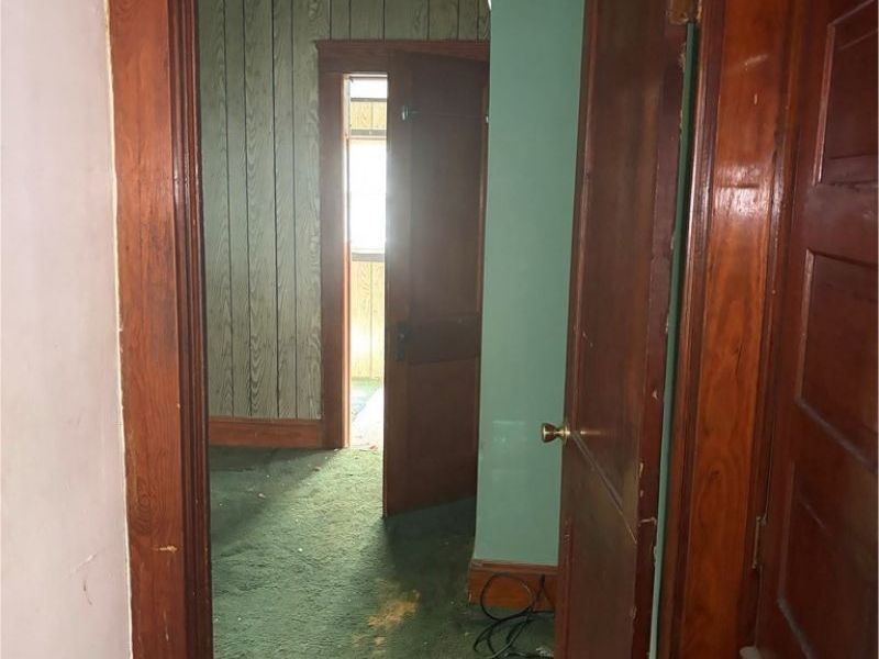621 E 128th Street, Cleveland, OH 44108 Photo 9