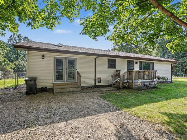 5193 Oak, Coloma, MI 49038