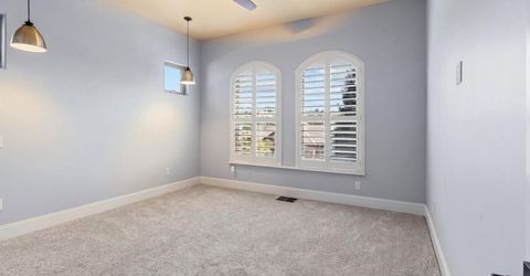 2586 Clubhouse Dr, Rocklin, CA 95765 Photo