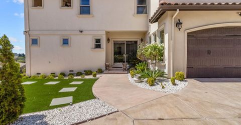 2586 Clubhouse Dr, Rocklin, CA 95765 Photo