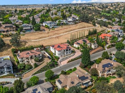 2586 Clubhouse Dr, Rocklin, CA 95765 Photo
