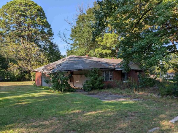 5405 W Jones Street , White Hall, AR 71602