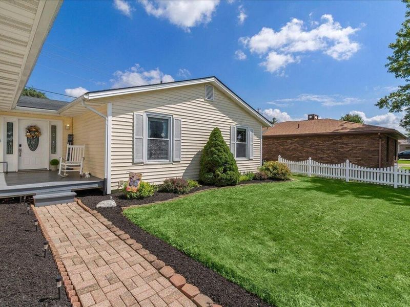 101 S Heather Hill Drive , Bellefontaine, OH 43311 Photo 4