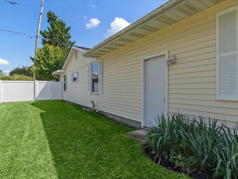 101 S Heather Hill Drive , Bellefontaine, OH 43311 Photo 41