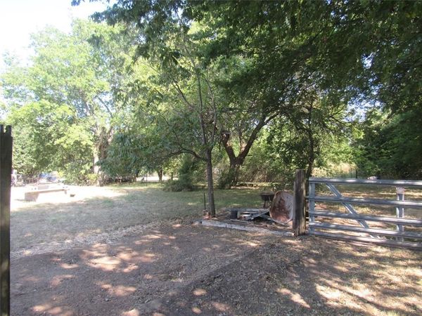 17700 FM 901, Gordonville, TX 76245