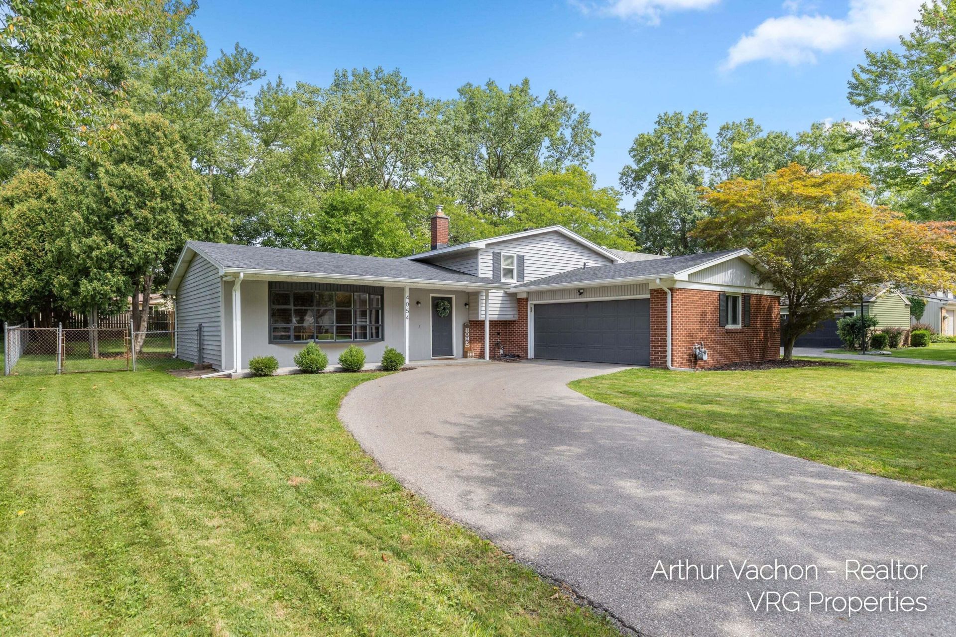 4054 Weymouth Drive Se, Grand Rapids, MI 49508 Main Photo