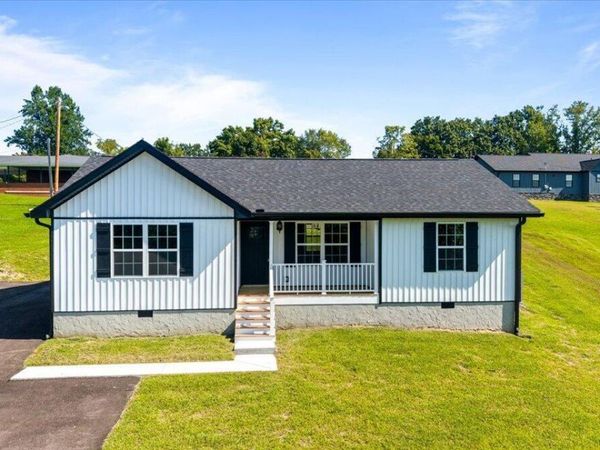 1822 Loop Rd, LaFollette, TN 37766